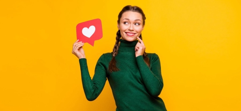 From Scroll to Connection: How Consistency Builds Brand Trust Online